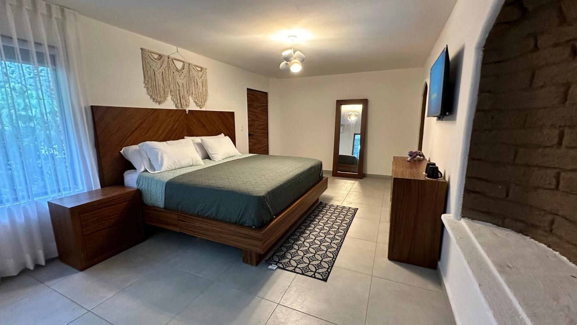 Hotel Boutique Villa Escondida, A Pasos De Lo Mejor En Tlaquepaque Ngoại thất bức ảnh