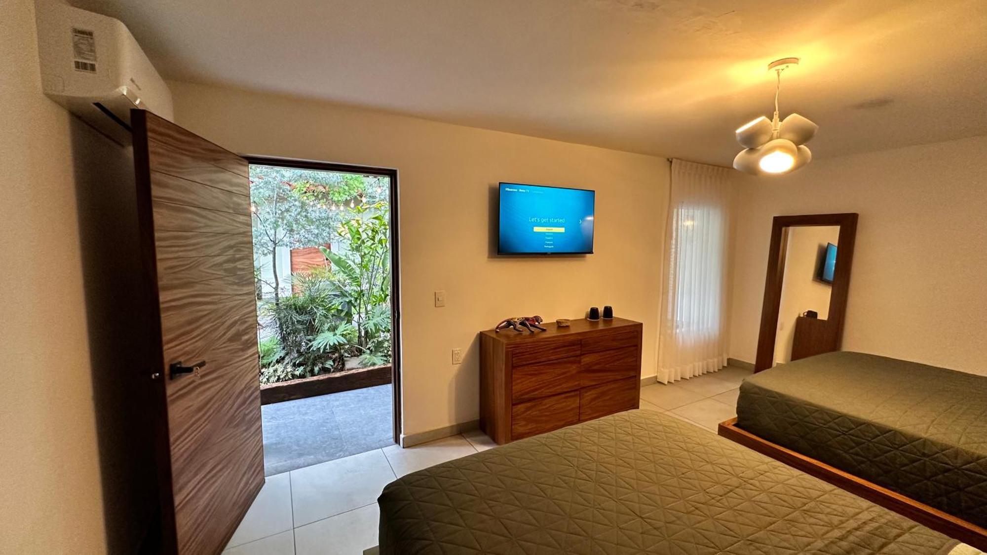 Hotel Boutique Villa Escondida, A Pasos De Lo Mejor En Tlaquepaque Ngoại thất bức ảnh