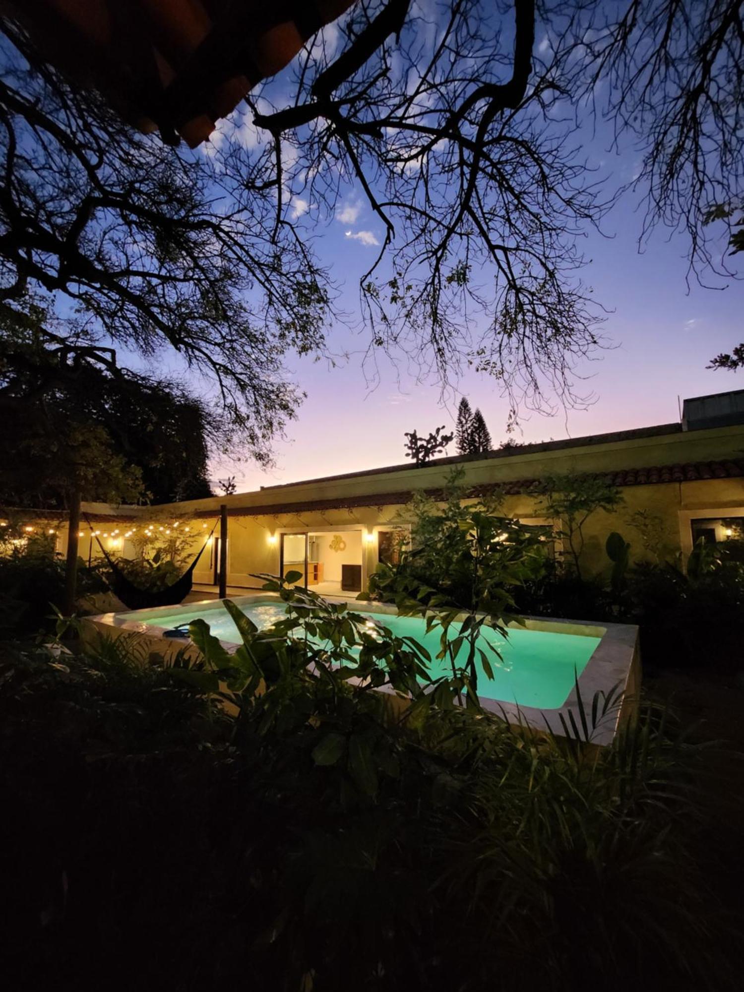 Hotel Boutique Villa Escondida, A Pasos De Lo Mejor En Tlaquepaque Ngoại thất bức ảnh
